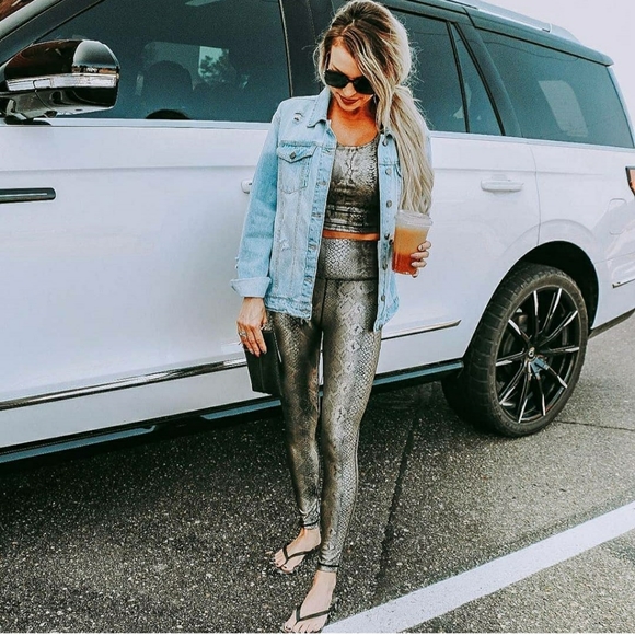 WILD🐺PRINT LEGGINGS